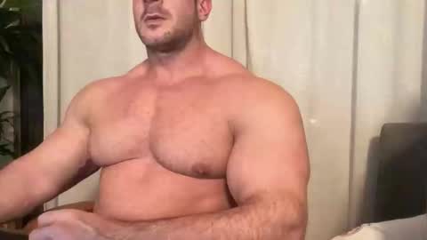 Alessandrobuilder online show from 11/06/25, 12:11