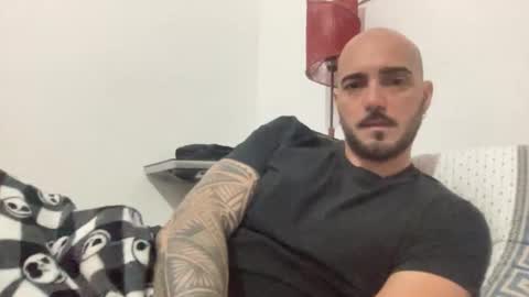 alessandromori91 online show from 12/15/25, 11:42