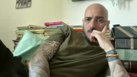 alessandromori91 online show from 04/11/26, 09:13