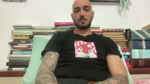 alessandromori91 online show from 04/23/26, 08:44