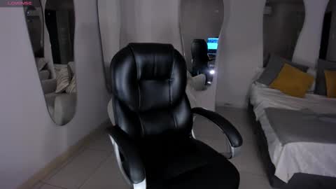 ALESSA ROMERO  online show from 09/14/25, 05:45