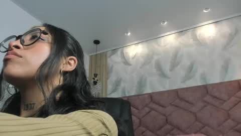 Alessia  online show from 04/25/26, 12:35