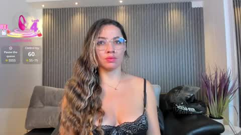Snapshot of alessia_taylorr chatting on 03/05/25, 12:00 Alessia Everyday From 0530 to 1430 Col Time online show from 03/05/25, 12:00