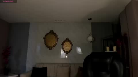 Alessia  online show from 09/25/25, 05:16