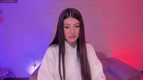 Alessia  online show from 11/23/25, 07:13