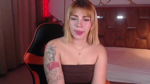 Alessia online show from 09/16/25, 04:02