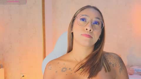 Alessia online show from 12/17/25, 03:01