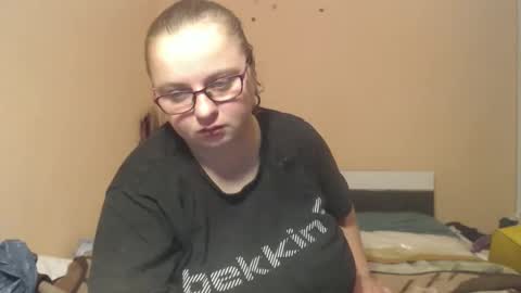 Snapshot of alessianeyl chatting on 05/13/26, 01:36 Alessia online show from 05/13/26, 01:36