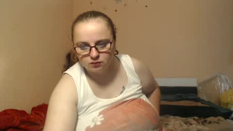 Snapshot of alessianeyl chatting on 06/13/26, 02:42 Alessia online show from 06/13/26, 02:42