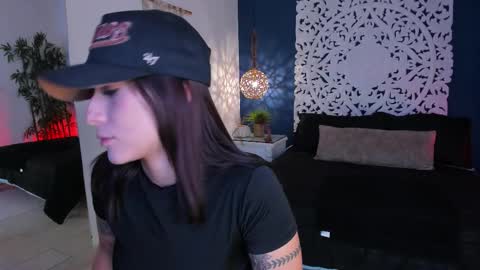 alessianoir online show from 03/22/26, 09:07