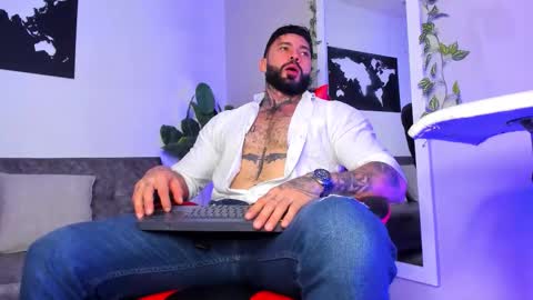 Snapshot of alessrose22 chatting on 02/05/26, 08:24 Aless Rose online show from 02/05/26, 08:24