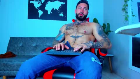 Snapshot of alessrose22 chatting on 02/16/26, 07:43 Aless Rose online show from 02/16/26, 07:43