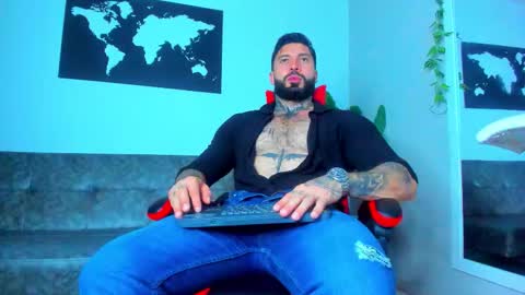 Snapshot of alessrose22 chatting on 02/26/26, 07:35 Aless Rose online show from 02/26/26, 07:35