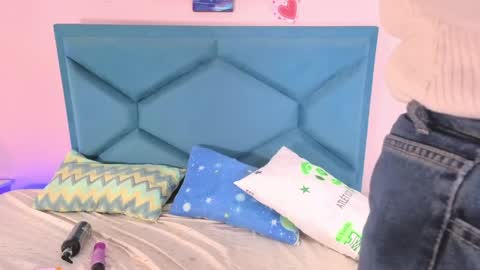 AleSweett online show from 04/23/26, 12:29