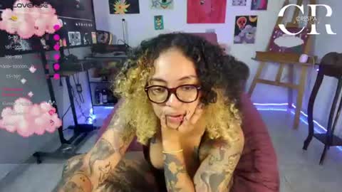 Snapshot of alesyahampton chatting on 06/25/26, 05:12 Crespa Ruidosa online show from 06/25/26, 05:12