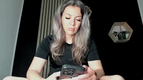 Snapshot of alesys69 chatting on 05/28/26, 09:45 alesys69 online show from 05/28/26, 09:45