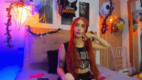 Aleszia online show from 10/26/25, 07:09