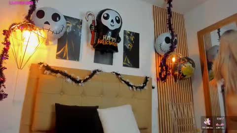 Aleszia online show from 10/27/25, 07:51