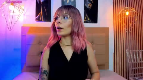 Aleszia online show from 11/13/25, 07:24