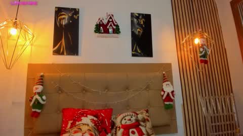 Aleszia online show from 12/01/25, 07:19