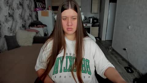 Aletta Oushen online show from 11/13/25, 10:03