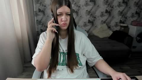 Aletta Oushen online show from 03/06/26, 07:38