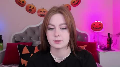 alettablacck online show from 10/21/25, 01:17