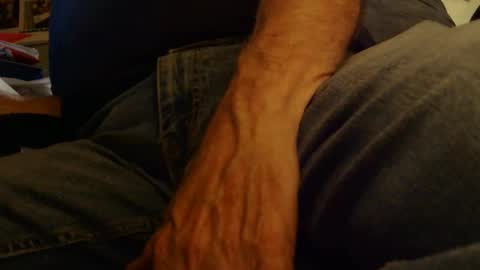 alevex1979 online show from 12/24/24, 08:49