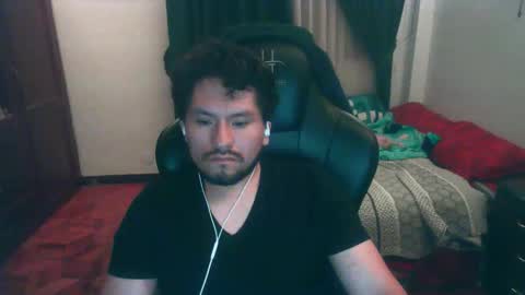 Snapshot of alevil_97 chatting on 03/16/26, 05:44 Alejo online show from 03/16/26, 05:44