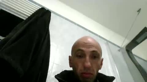 alex120475 online show from 02/15/25, 12:37