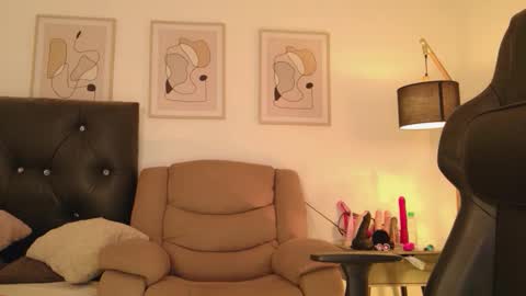 Alexa online show from 04/19/26, 02:33