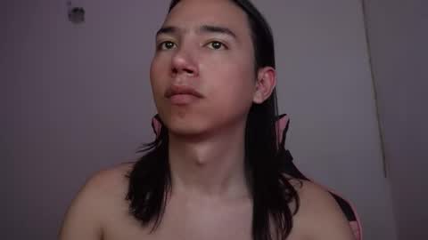 Snapshot of alex__caruso chatting on 10/28/25, 06:17 Alex online show from 10/28/25, 06:17