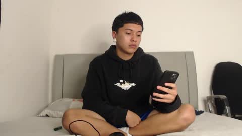 Owen online show from 04/23/26, 02:02