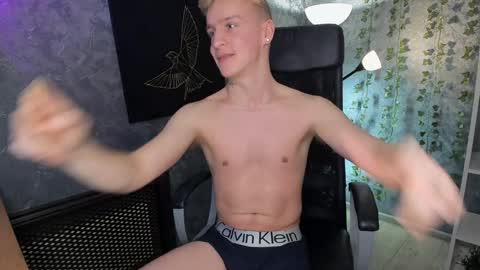 Snapshot of alex__sweet chatting on 01/05/25, 04:16 your Alex online show from 01/05/25, 04:16