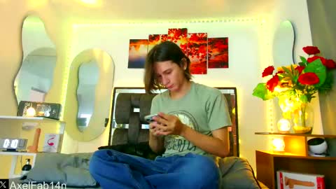 sneider online show from 02/09/25, 06:47