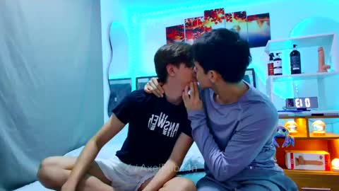 sneider online show from 04/20/26, 02:47