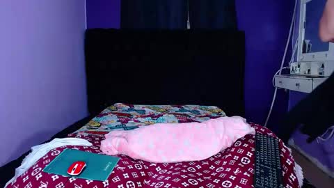 Snapshot of alex_bigcumvez chatting on 03/11/25, 03:16 perseuz online show from 03/11/25, 03:16