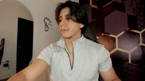 Snapshot of alex_cano chatting on 08/07/26, 03:08 alex online show from 08/07/26, 03:08