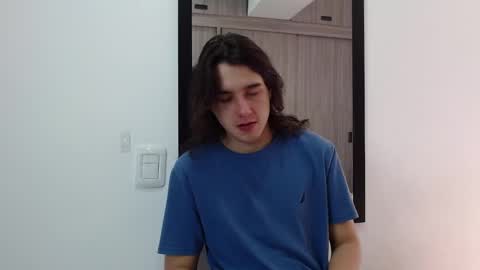 alex_connorr online show from 02/12/25, 03:16