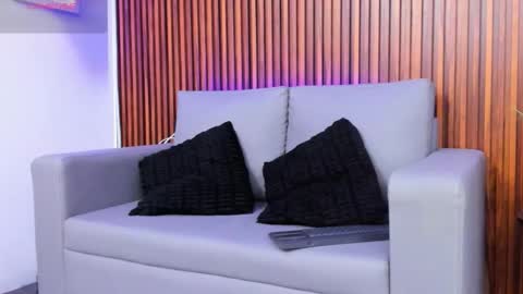 alex online show from 03/26/26, 01:38