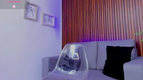 alex online show from 04/24/26, 01:13