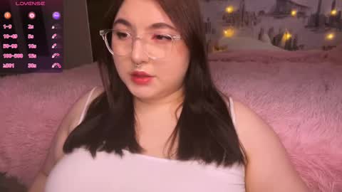 Snapshot of alex_dreams_ chatting on 12/22/24, 10:06 Alex online show from 12/22/24, 10:06