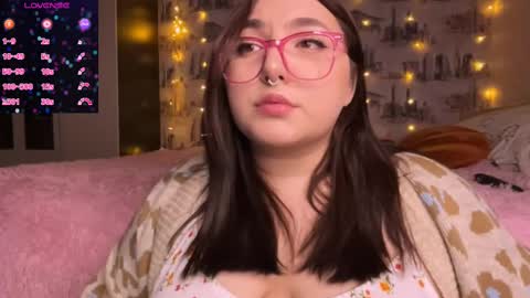 Snapshot of alex_dreams_ chatting on 12/27/24, 02:12 Alex online show from 12/27/24, 02:12