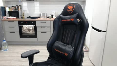 Alex online show from 02/02/25, 03:32