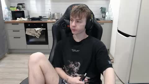 Alex online show from 02/21/25, 09:34