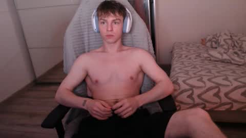 Alex online show from 10/04/25, 07:12