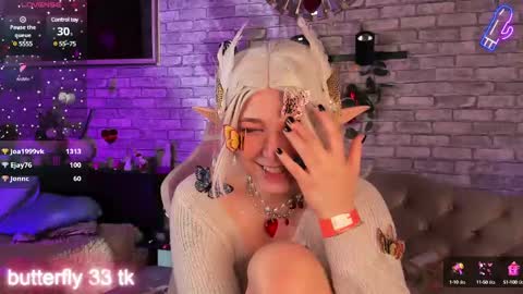 Snapshot of alex_howell chatting on 03/09/25, 02:39 alex_howell online show from 03/09/25, 02:39