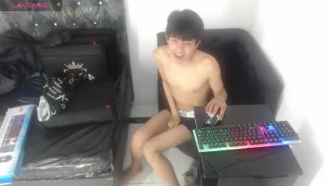 alex_it0 online show from 04/23/26, 08:00