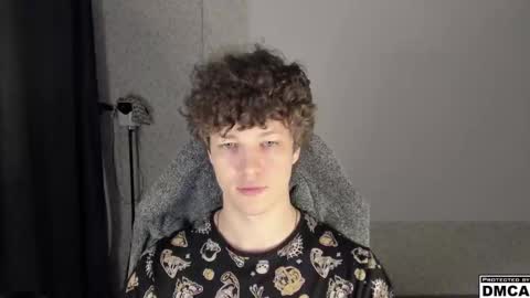 Snapshot of alex_mactavish chatting on 10/12/25, 01:15 Alexander online show from 10/12/25, 01:15