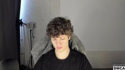 Snapshot of alex_mactavish chatting on 11/01/25, 07:43 Alexander online show from 11/01/25, 07:43